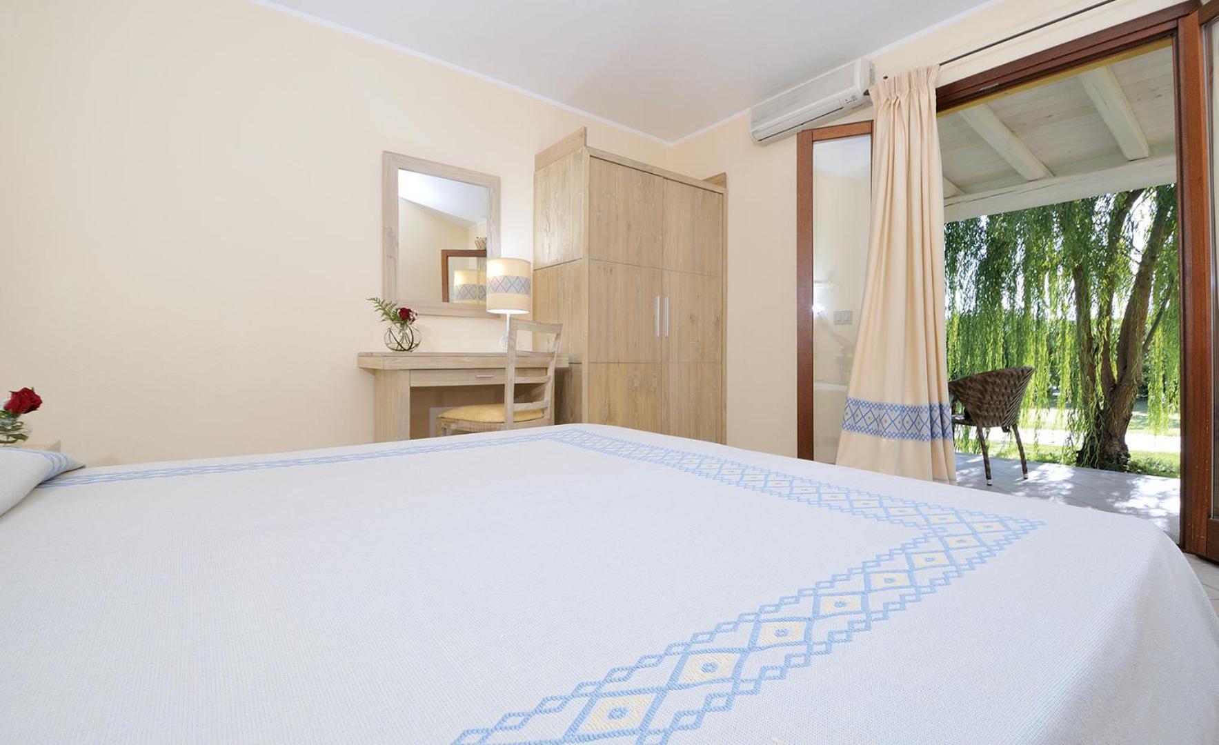 Futura Club Cala Fiorita Hotel Agrustos Екстериор снимка