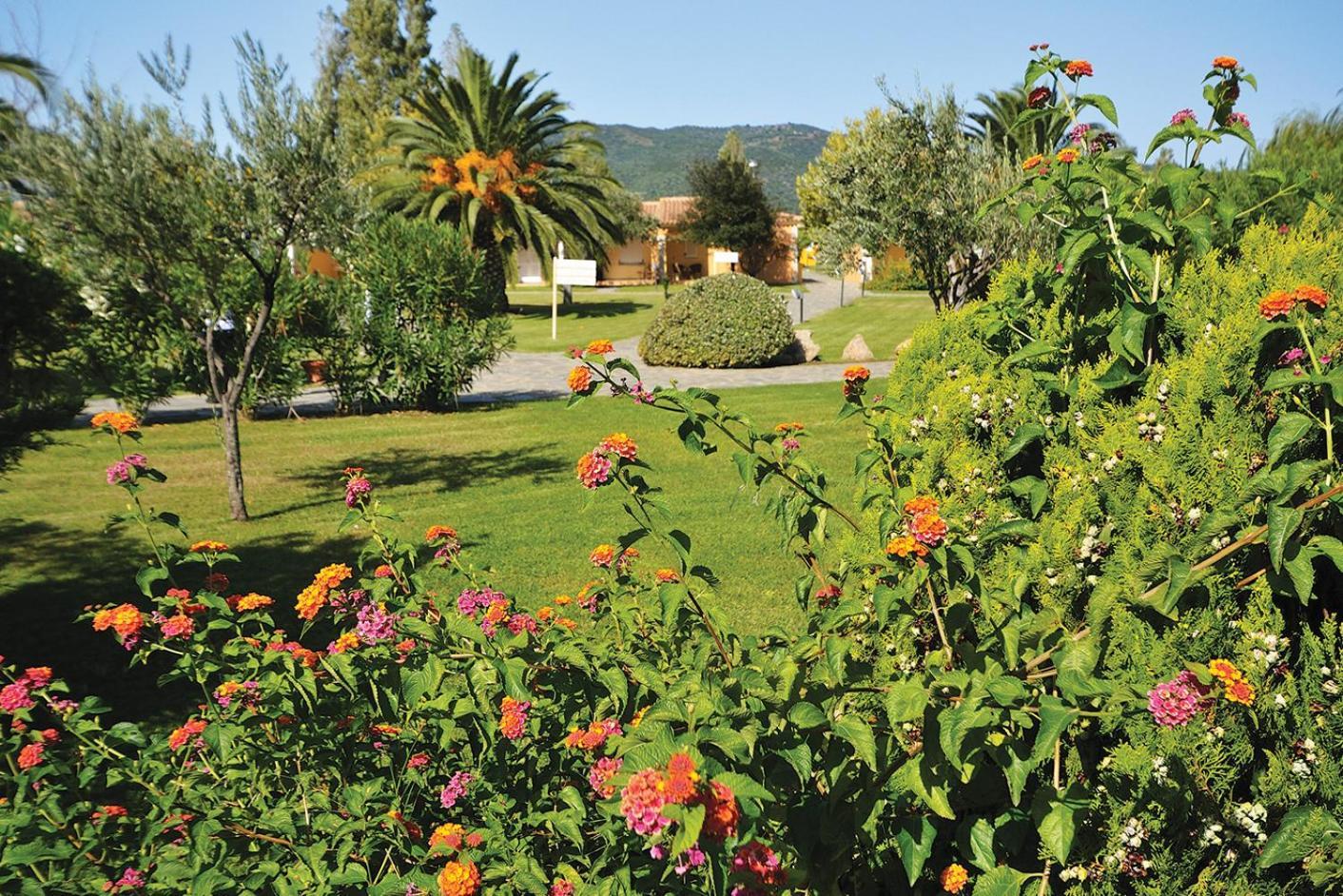 Futura Club Cala Fiorita Hotel Agrustos Екстериор снимка