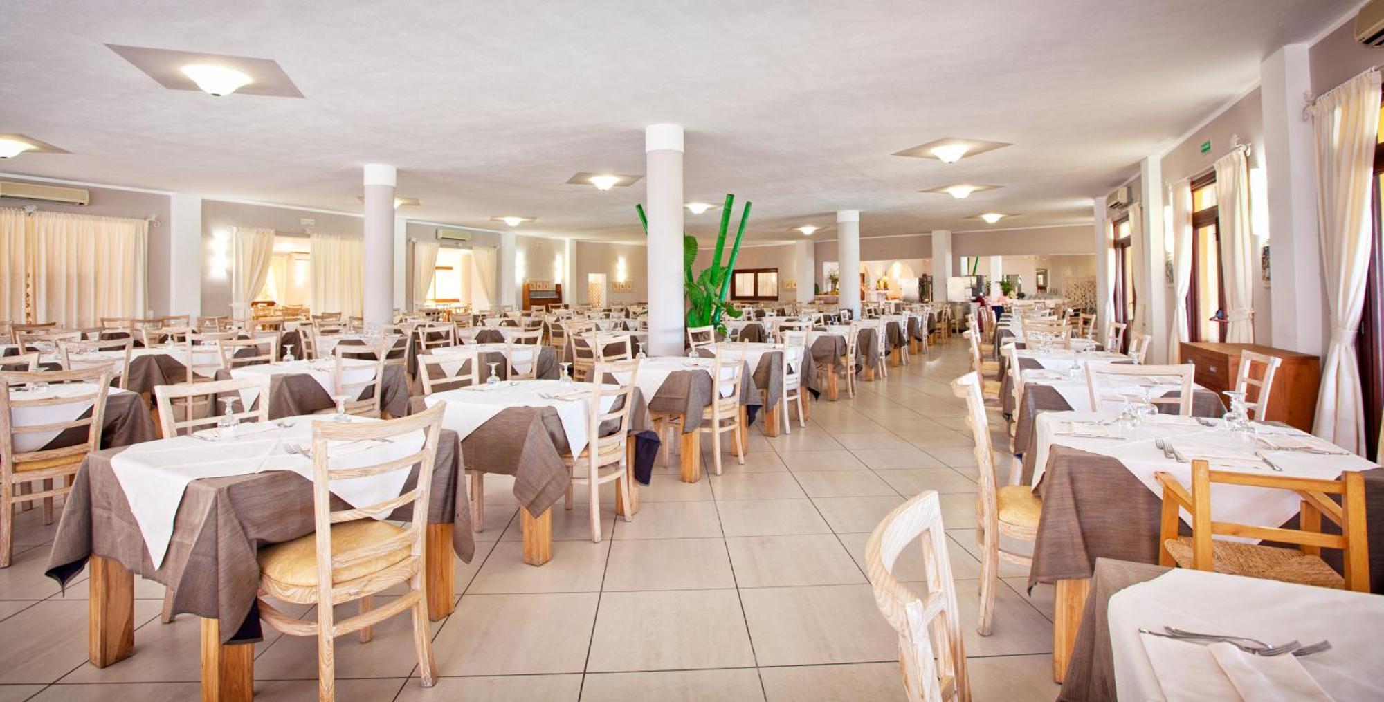 Futura Club Cala Fiorita Hotel Agrustos Екстериор снимка