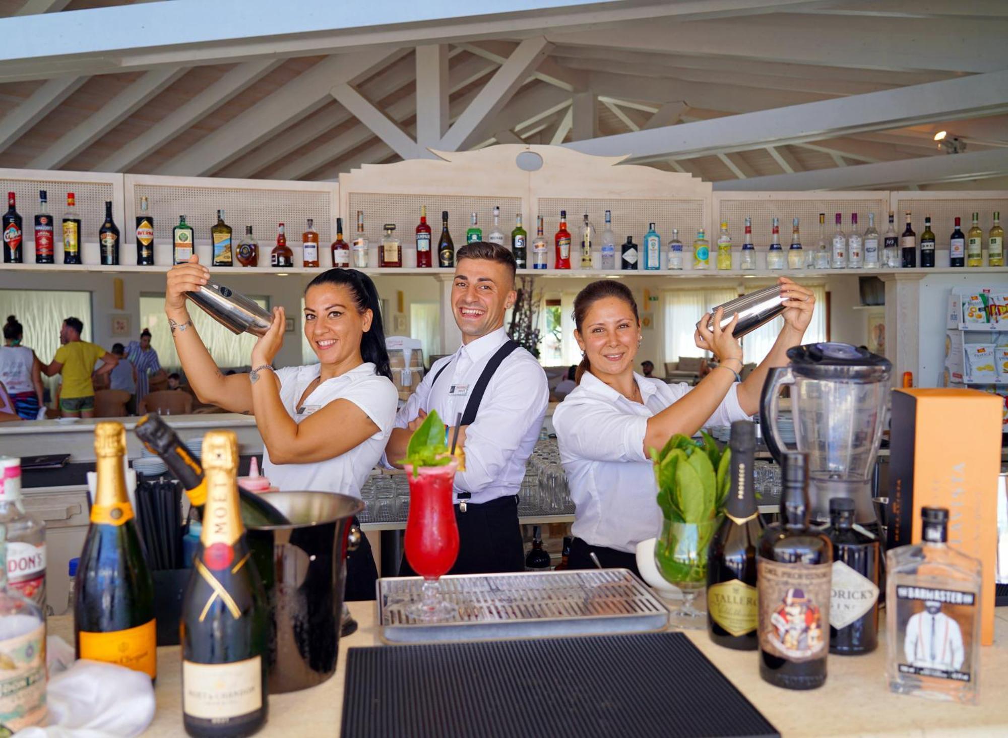 Futura Club Cala Fiorita Hotel Agrustos Екстериор снимка